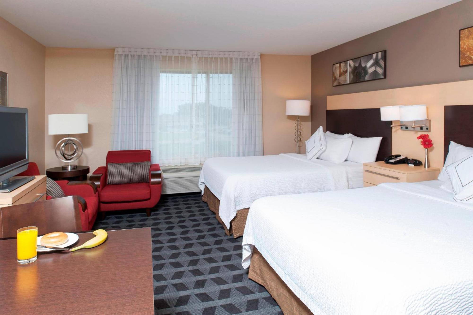 Towneplace Suites Des Moines Urbandale Johnston Εξωτερικό φωτογραφία